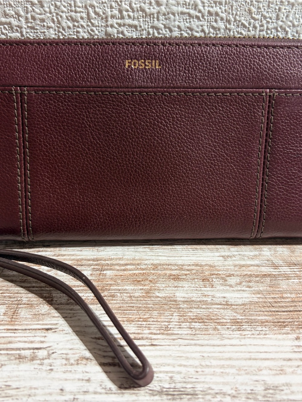 Fossil Jori Leather Zip Wristlet Wallet - Burgundy